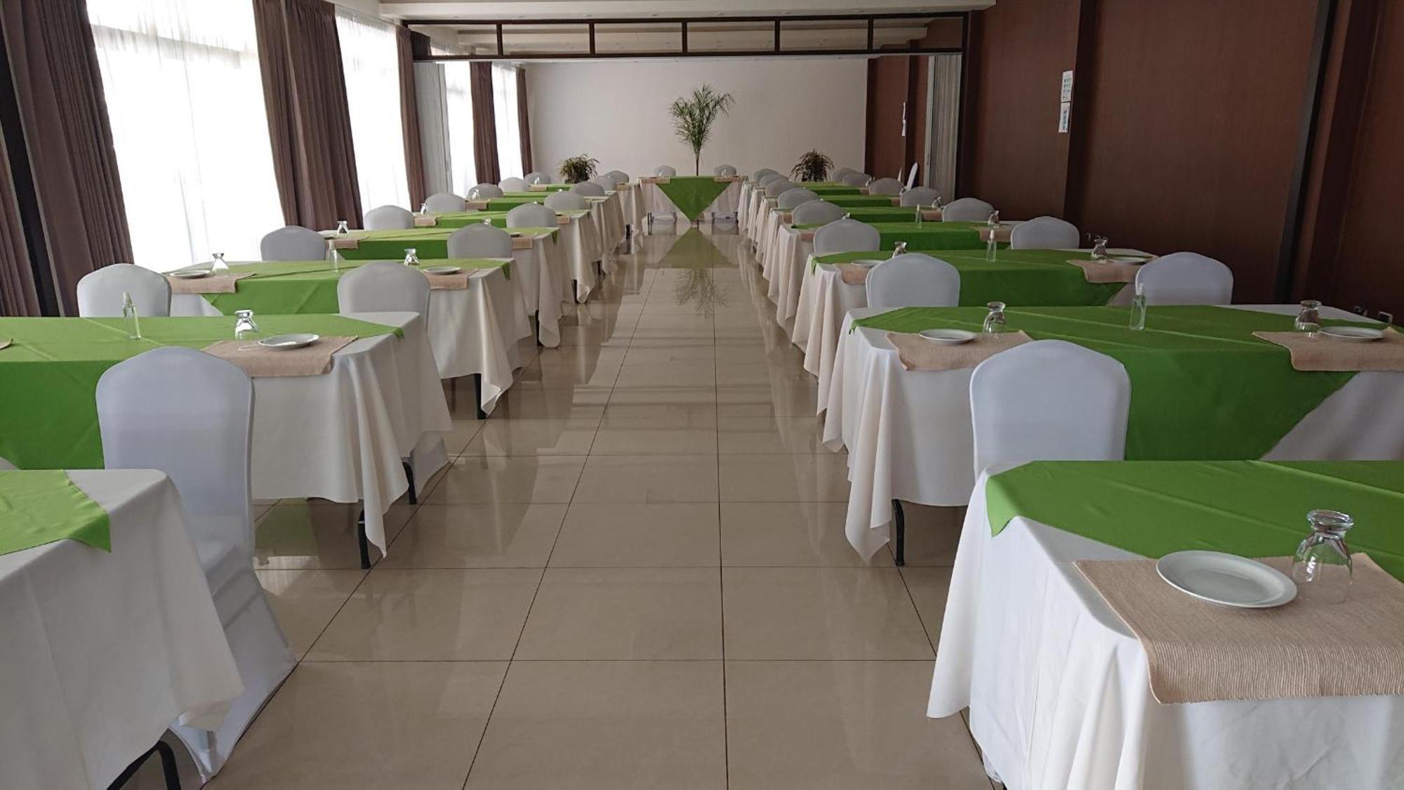 Hotel Y Restaurante El Guarco Cartago Esterno foto