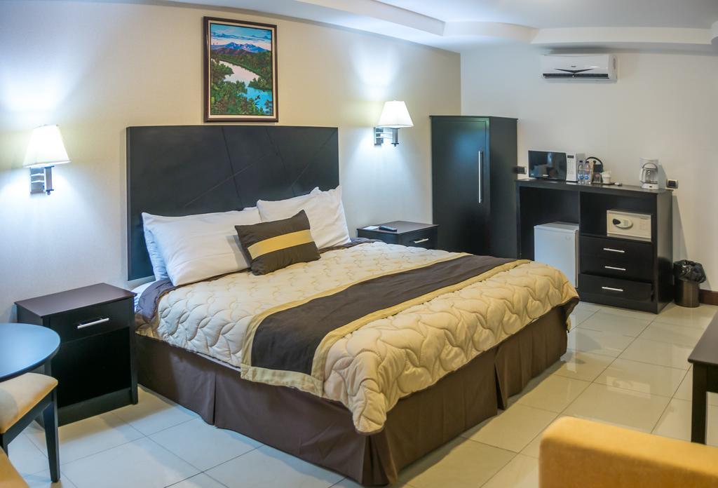 Hotel Y Restaurante El Guarco Cartago Esterno foto